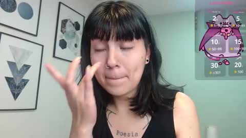 Snapshot of amy__adams1 chatting on 12/18/25, 04:40 Amy 3 online show from 12/18/25, 04:40