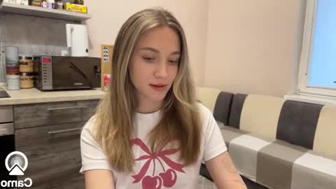 Snapshot of amy_chill chatting on 12/27/24, 12:56 Amy Chill online show from 12/27/24, 12:56