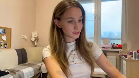 Snapshot of amy_chill chatting on 11/03/25, 11:11 Amy Chill online show from 11/03/25, 11:11