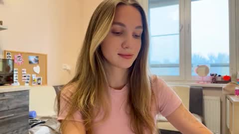 Snapshot of amy_chill chatting on 11/18/25, 10:09 Amy Chill online show from 11/18/25, 10:09