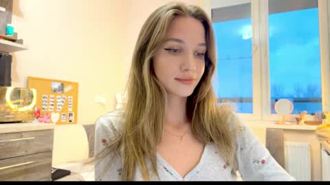 Snapshot of amy_chill chatting on 04/04/26, 04:26 Amy Chill online show from 04/04/26, 04:26