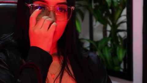 Snapshot of amy_fox2 chatting on 03/06/26, 02:35 Amy online show from 03/06/26, 02:35