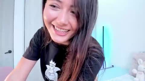 Snapshot of amy_innocent_ chatting on 07/19/26, 07:17 Amy online show from 07/19/26, 07:17