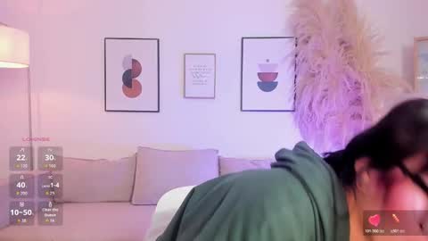 Snapshot of amy_lit chatting on 02/11/26, 02:33 Hello I am Allison Welcome to my room and let is have a good time together whith me online show from 02/11/26, 02:33