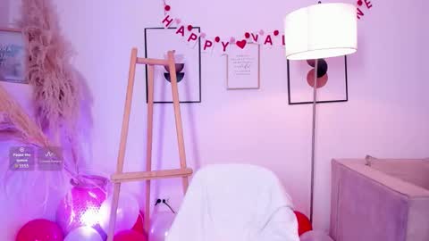 Snapshot of amy_lit chatting on 02/14/26, 05:53 Hello I am Allison Welcome to my room and let is have a good time together whith me online show from 02/14/26, 05:53