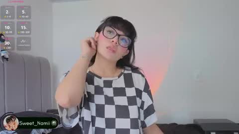 Snapshot of amy_lit chatting on 04/01/26, 04:15 Hello I am Allison Welcome to my room and let is have a good time together whith me online show from 04/01/26, 04:15