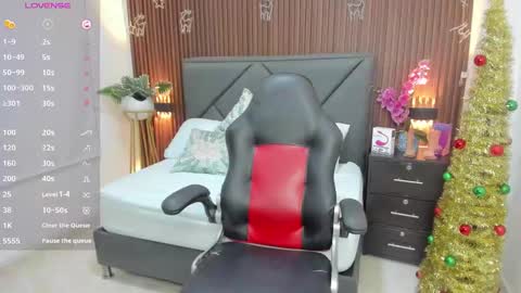 Snapshot of amy_lovely74 chatting on 12/29/24, 08:55 Ximena online show from 12/29/24, 08:55