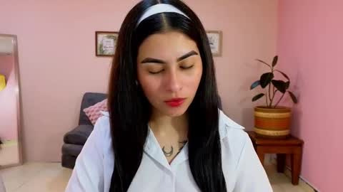 Amy online show from 09/11/25, 09:04