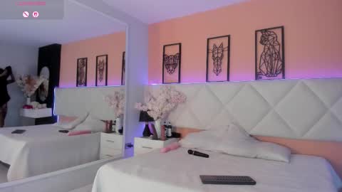 Amy online show from 11/05/25, 06:41