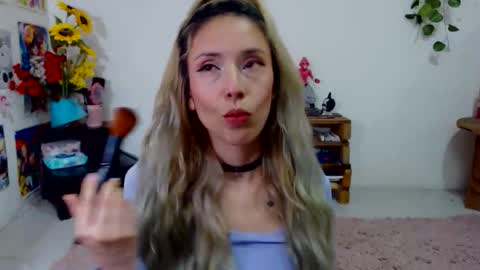 Snapshot of amy_mur chatting on 03/13/26, 06:47 amy mur online show from 03/13/26, 06:47