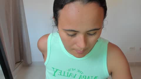 Snapshot of amy_riddle chatting on 01/22/25, 09:21 online show from 01/22/25, 09:21