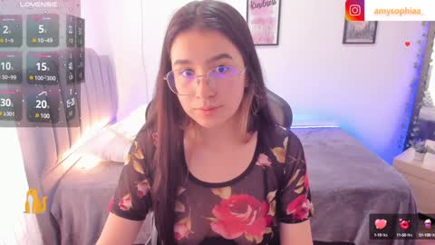 Amy sophia 3 online show from 01/09/25, 07:29