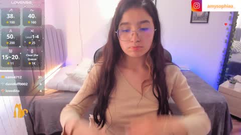 Amy sophia 3 online show from 01/20/25, 07:35