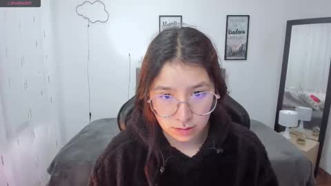 Amy sophia 3 online show from 09/09/25, 11:21