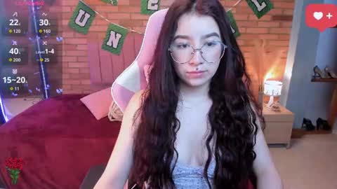 Snapshot of amy_sophiaa chatting on 06/24/26, 11:42 Amy sophia 3 online show from 06/24/26, 11:42