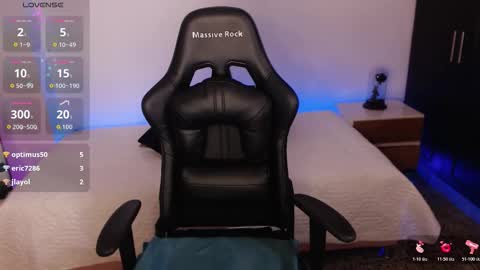 Snapshot of amy_stiward chatting on 11/04/25, 05:23 Mia Cristancho online show from 11/04/25, 05:23