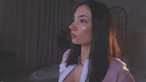 Amy Armstrong online show from 09/09/25, 11:26