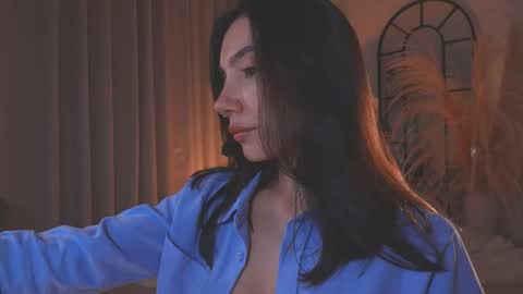 Amy Armstrong online show from 10/01/25, 01:00