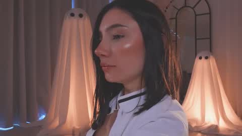 Amy Armstrong online show from 10/18/25, 09:15