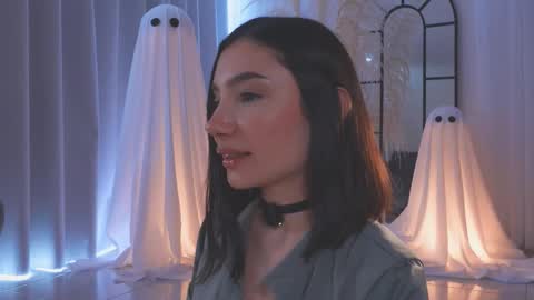 Amy Armstrong online show from 10/25/25, 07:30