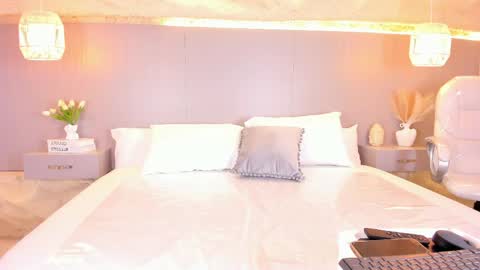 amy online show from 04/17/26, 12:08