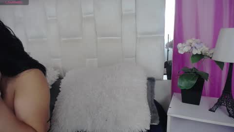 Snapshot of amycortes chatting on 10/12/25, 04:28 Amy Cortes online show from 10/12/25, 04:28