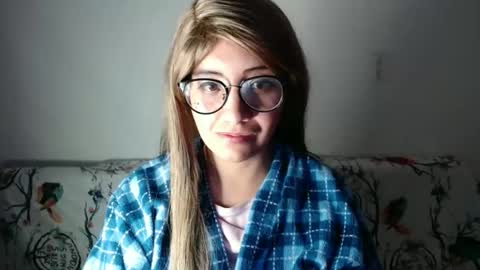 Snapshot of amycosplay99 chatting on 12/24/24, 07:17 amycosplay99 online show from 12/24/24, 07:17