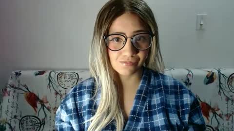 Snapshot of amycosplay99 chatting on 01/16/25, 10:55 amycosplay99 online show from 01/16/25, 10:55