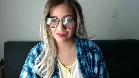 Snapshot of amycosplay99 chatting on 02/02/25, 05:10 amycosplay99 online show from 02/02/25, 05:10