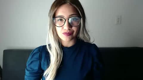 Snapshot of amycosplay99 chatting on 02/16/25, 05:26 amycosplay99 online show from 02/16/25, 05:26