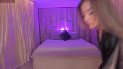 Snapshot of amydavis_ chatting on 01/30/25, 12:07 Amy online show from 01/30/25, 12:07