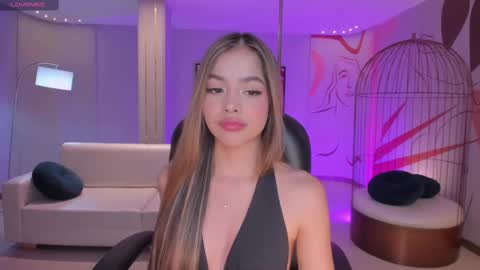 Snapshot of amydavis_ chatting on 02/27/25, 06:40 Amy online show from 02/27/25, 06:40