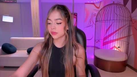 Snapshot of amydavis_ chatting on 02/28/25, 03:04 Amy online show from 02/28/25, 03:04