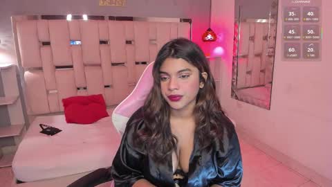 Snapshot of amyevan_ chatting on 12/03/25, 09:35 amyevan_ online show from 12/03/25, 09:35