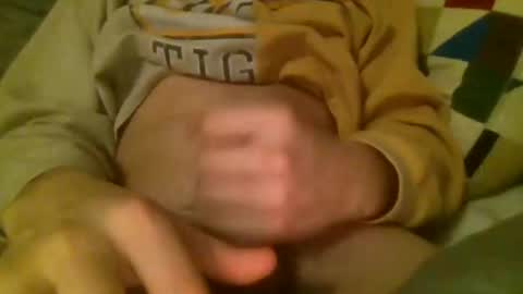 Snapshot of amygolds chatting on 11/28/25, 10:12 Nick online show from 11/28/25, 10:12