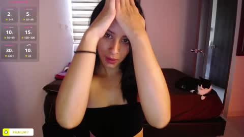 Jenn  online show from 10/30/25, 01:23