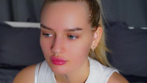 Amy online show from 02/01/26, 01:48