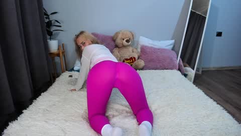 amymilson online show from 12/19/24, 10:21