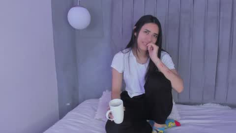 Amy ... Nice to meet u   thumb up me please its important online show from 01/20/25, 07:36