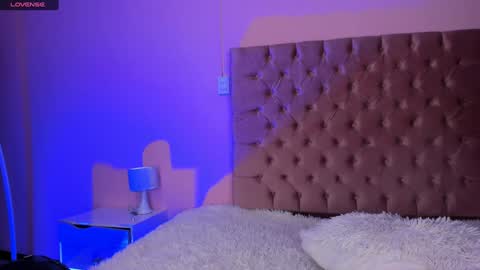 Amy ... Nice to meet u   thumb up me please its important online show from 02/05/25, 04:06