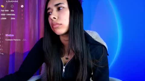 Amy ... Nice to meet u   thumb up me please its important online show from 09/19/25, 11:00