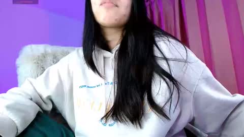 Amy ... Nice to meet u   thumb up me please its important online show from 11/12/25, 04:46