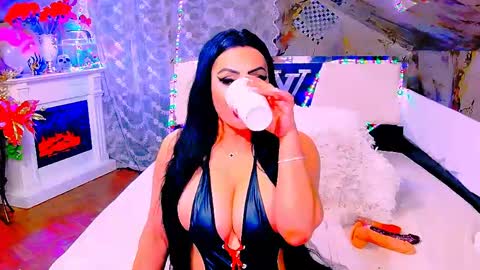 Snapshot of amyrarosera chatting on 06/02/26, 09:17 Alimoonyia online show from 06/02/26, 09:17