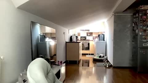 amyroberta92 online show from 04/16/26, 06:58