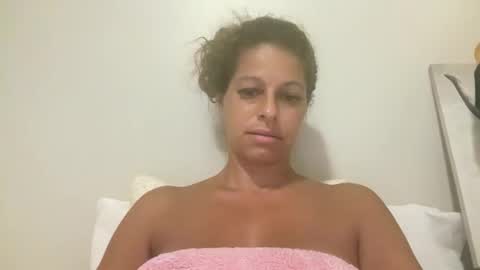 Snapshot of amysmilez chatting on 09/30/25, 10:09 Amy Smilez online show from 09/30/25, 10:09