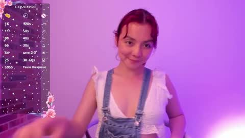 Snapshot of amysweet77 chatting on 10/28/25, 12:58 Madi online show from 10/28/25, 12:58