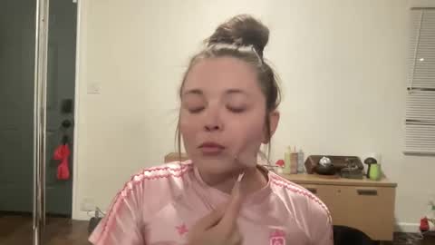 Amy Thrill online show from 09/09/25, 05:18