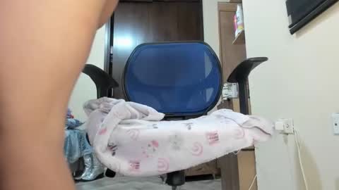 Snapshot of amywalker01 chatting on 11/03/25, 05:25 amy online show from 11/03/25, 05:25