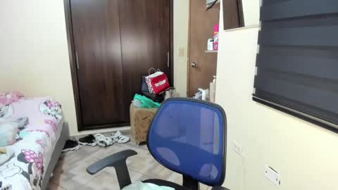 Snapshot of amywalker01 chatting on 01/08/26, 09:50 amy online show from 01/08/26, 09:50