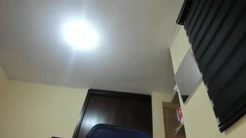 Snapshot of amywalker01 chatting on 02/20/26, 07:36 amy online show from 02/20/26, 07:36